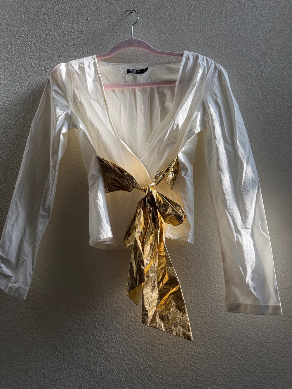 Tie-Front White Long-Sleeve blouse with Gold Bow